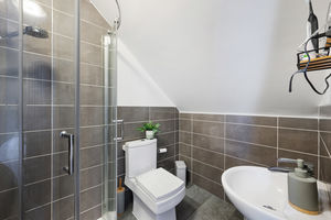 Photo 15- click for photo gallery